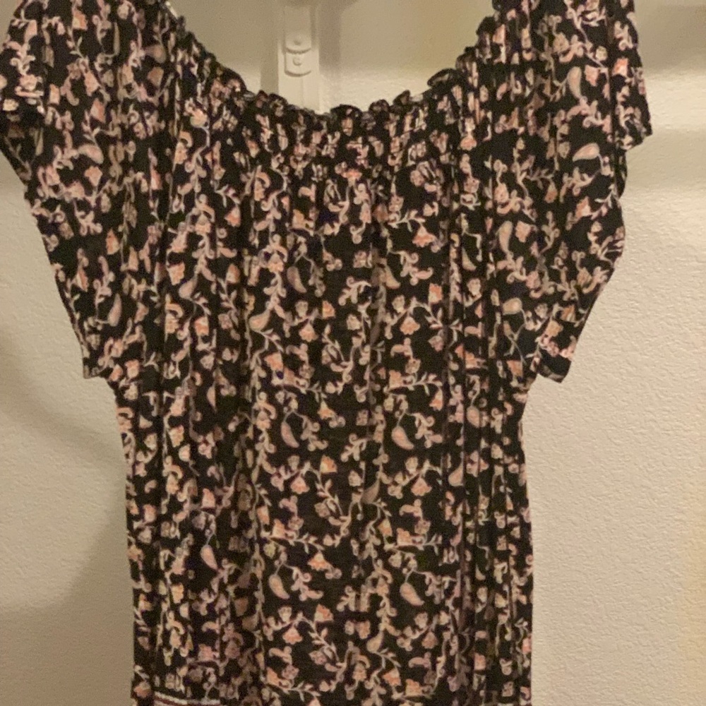 B&B Boutique top Size XL